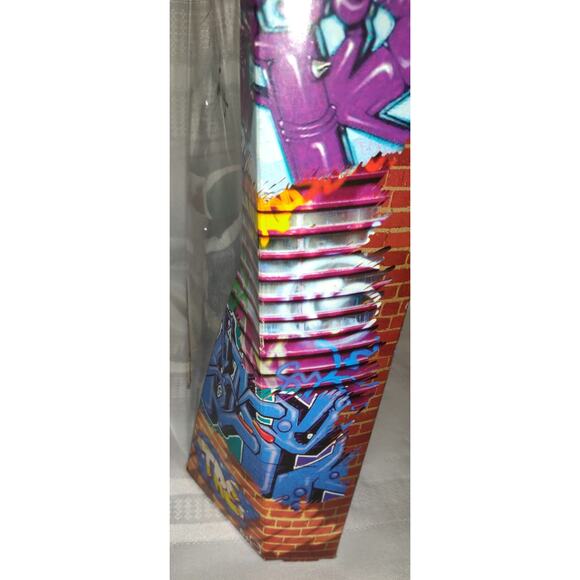 Mattel Flavas Tre Doll Y2K Boombox Music Urban Graffiti Rapper African American - Picture 8 of 16